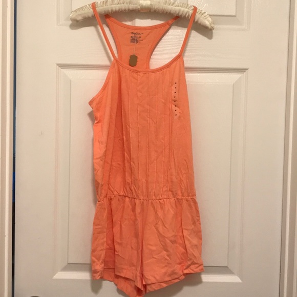 GAP Other - 3/$30 Gap Body Peach Romper